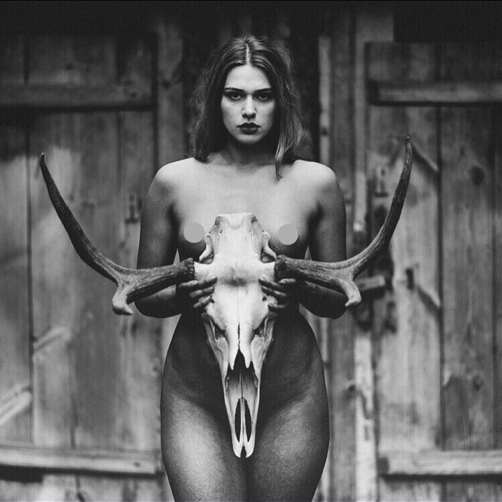 Lena Bednarska Nude & Sexy 0074