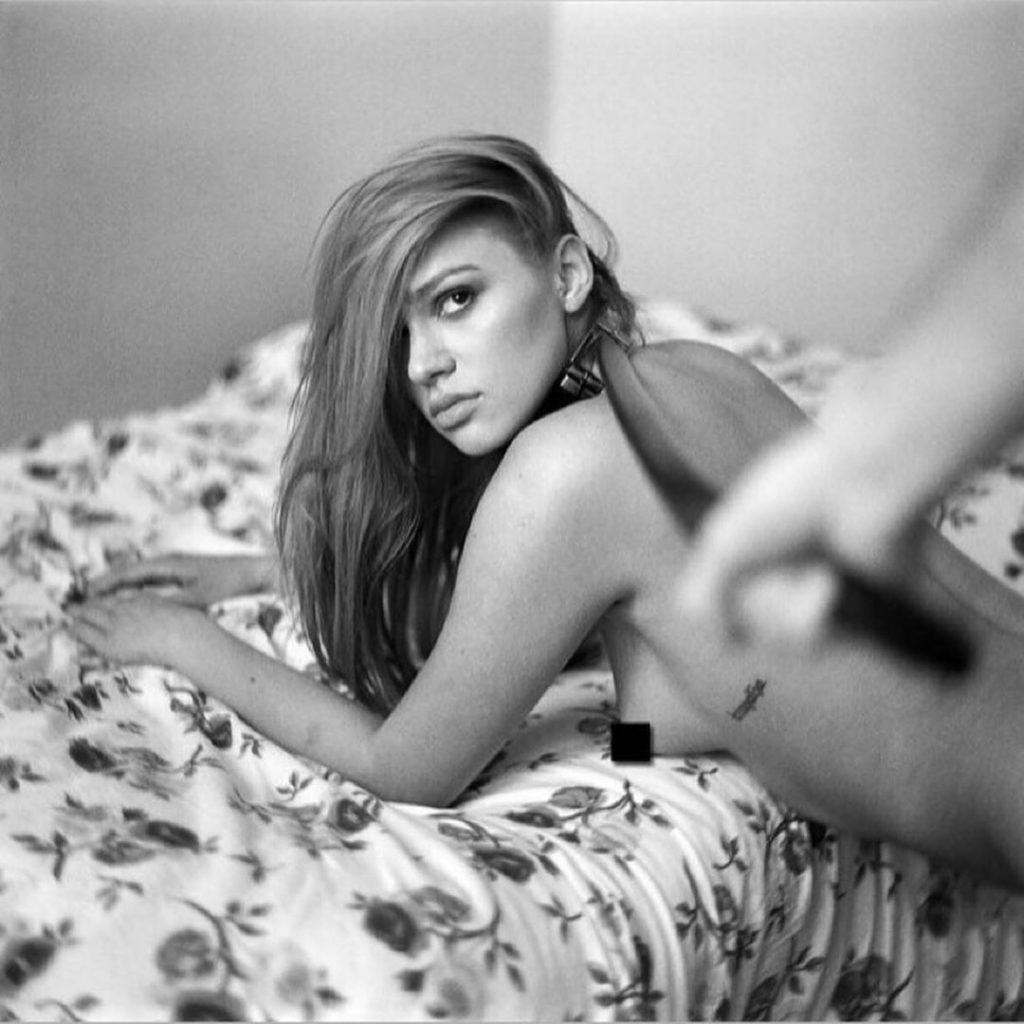 Lena Bednarska Nude & Sexy 0090