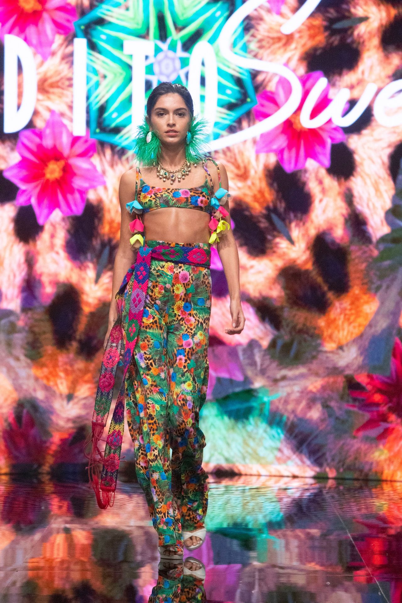 Lucia Rivera Sexy 0030