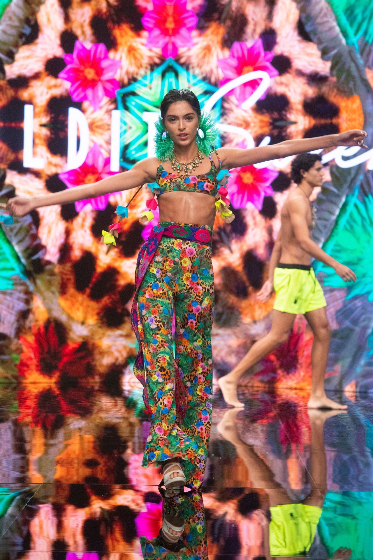 Lucia Rivera Sexy 0032