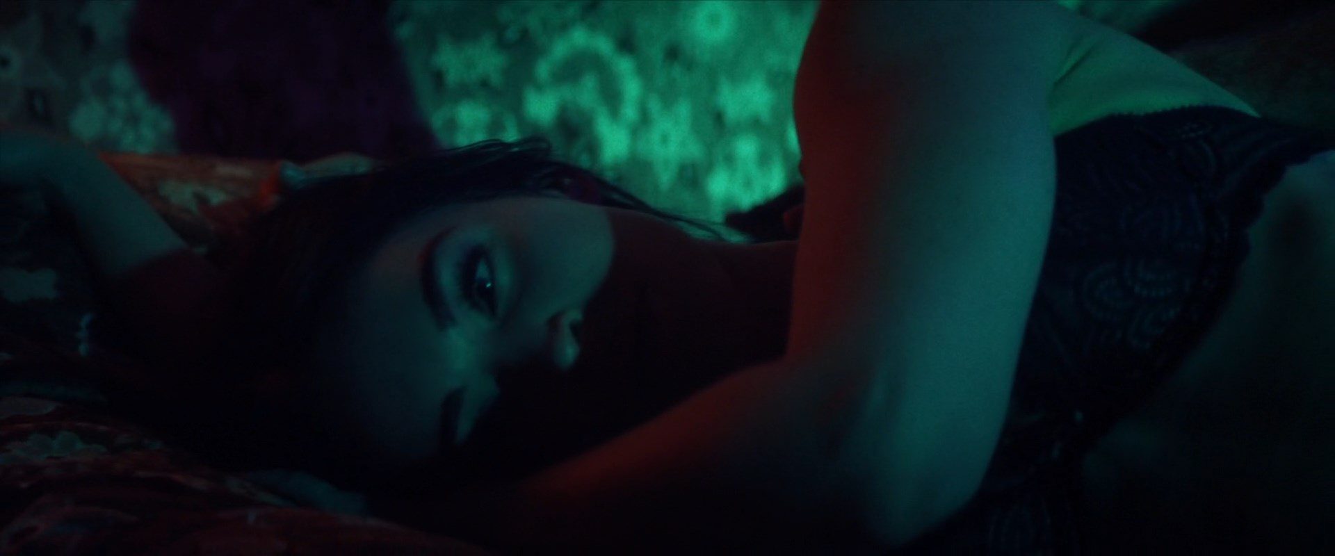 Megan Fox Hot – Zeroville 0012