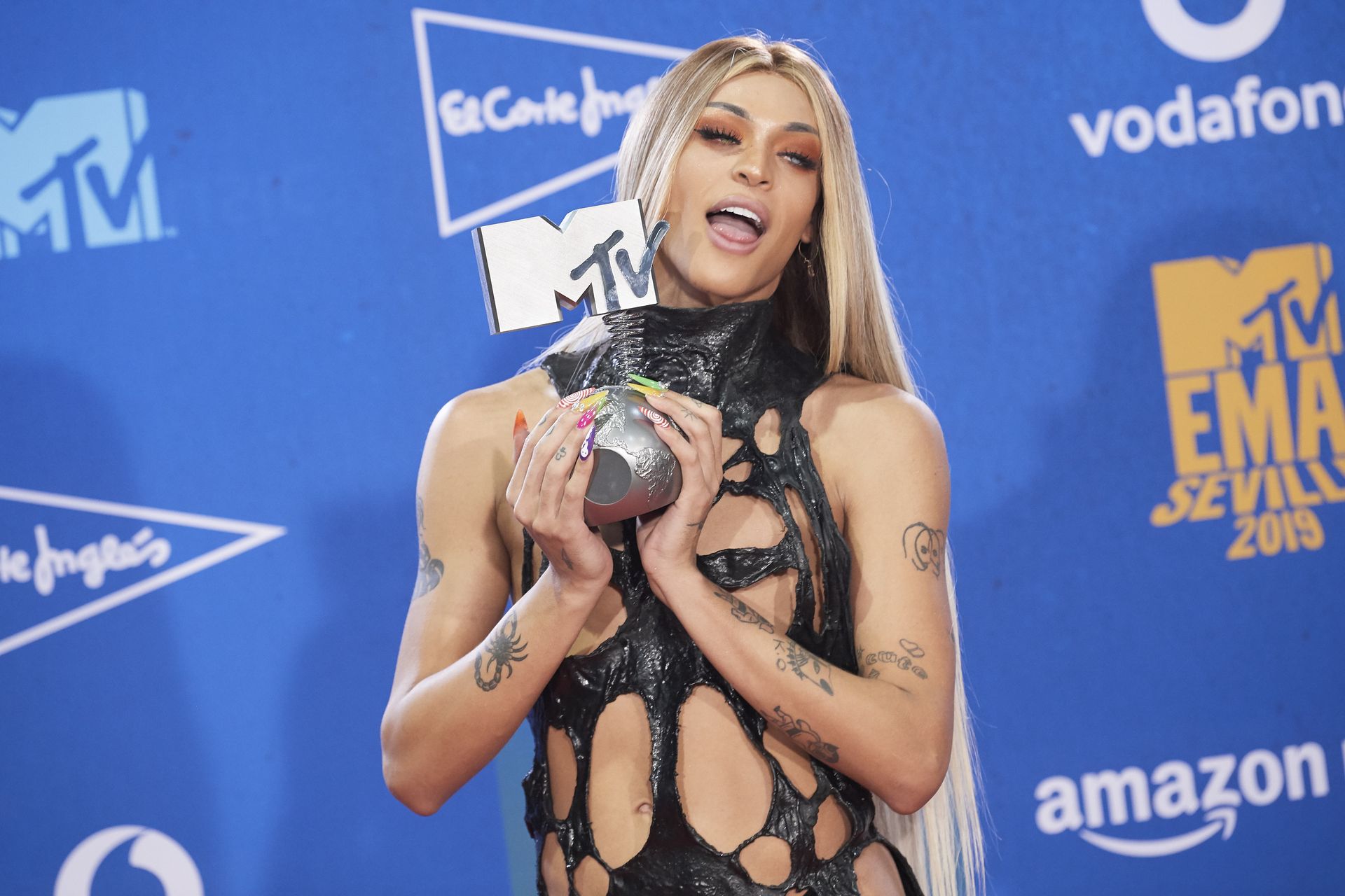 Pabllo Vittar Hot 003