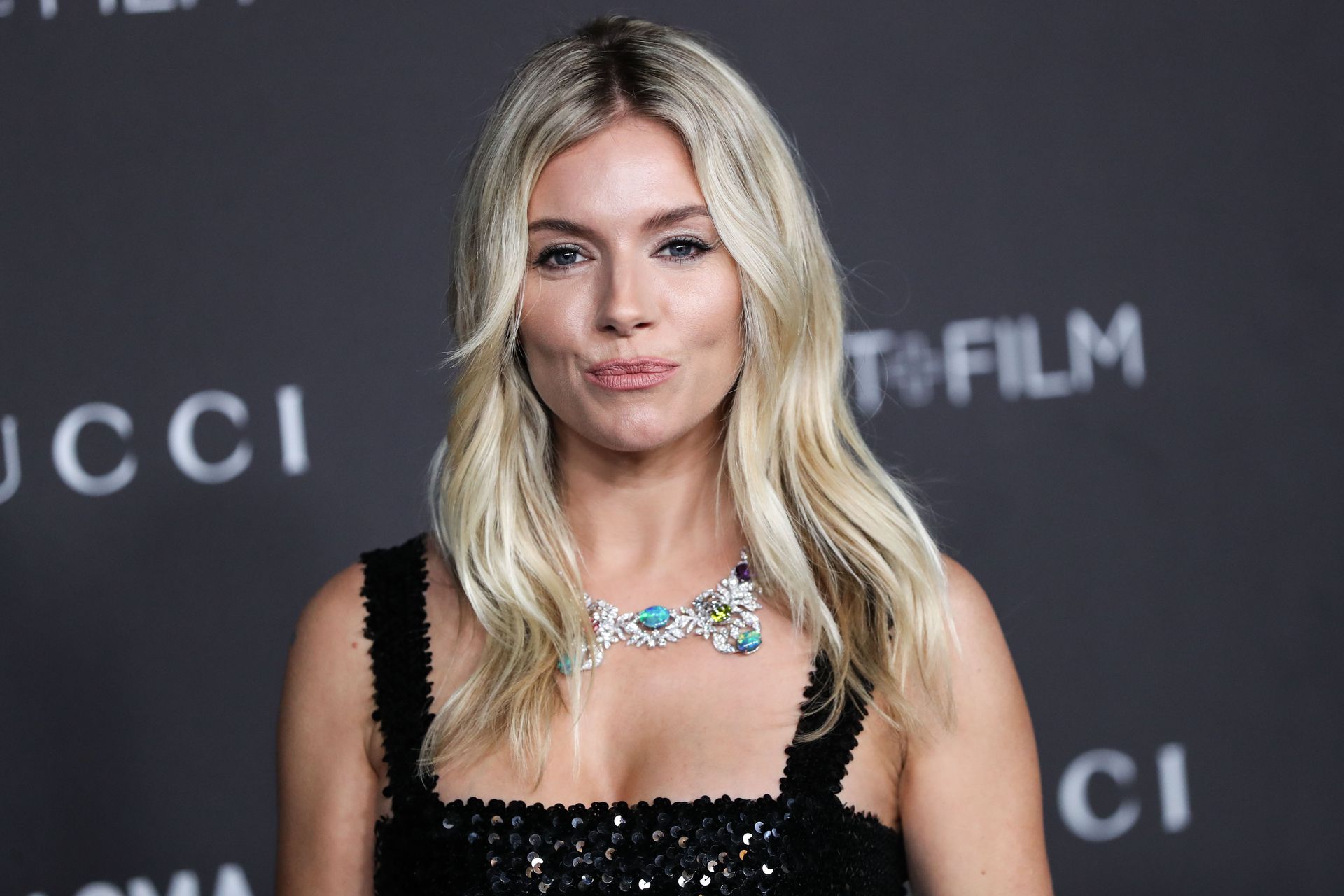 Sienna Miller Sexy 063