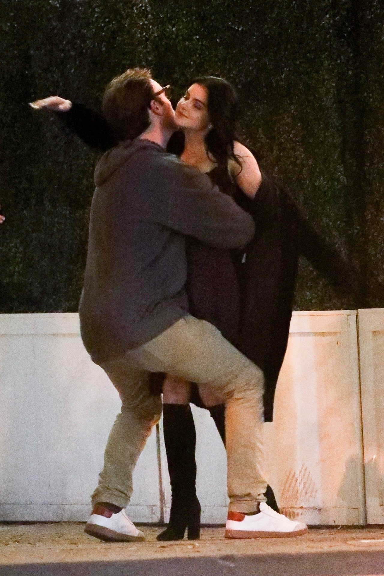 Ariel Winter Sexy 0037