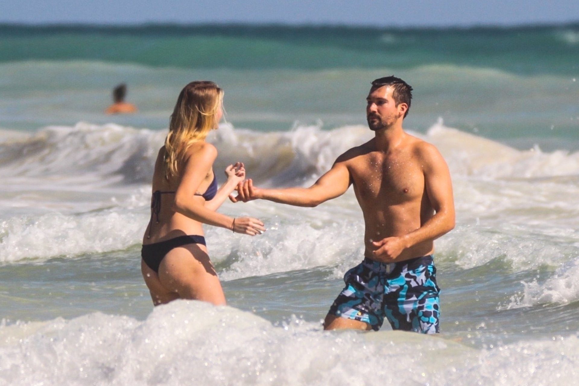 Caitlin Spears Sexy 0019