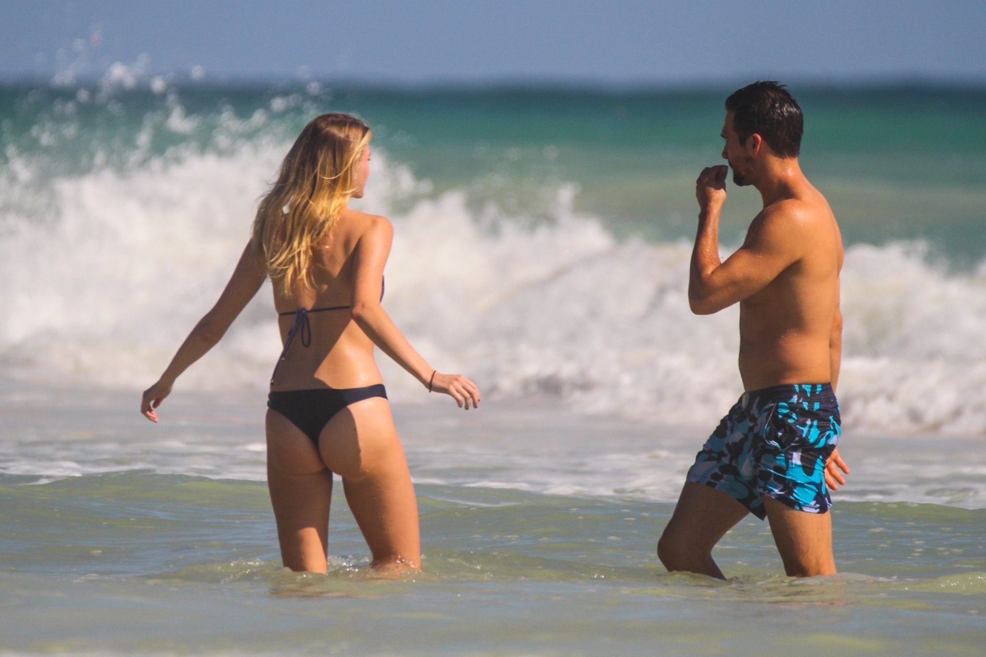 Caitlin Spears Sexy 0037