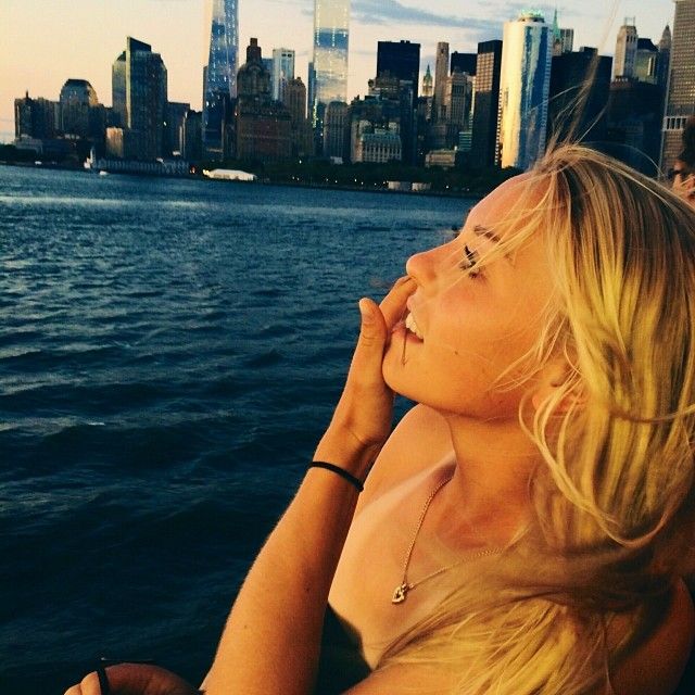 Carina Witthoeft Sexy 0037