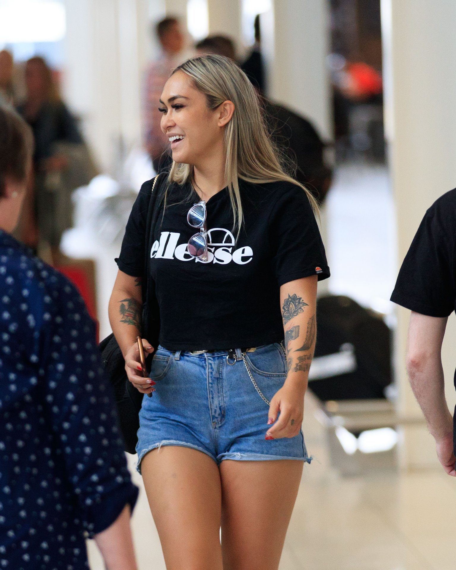 Cassie Lansdell Sexy 0004