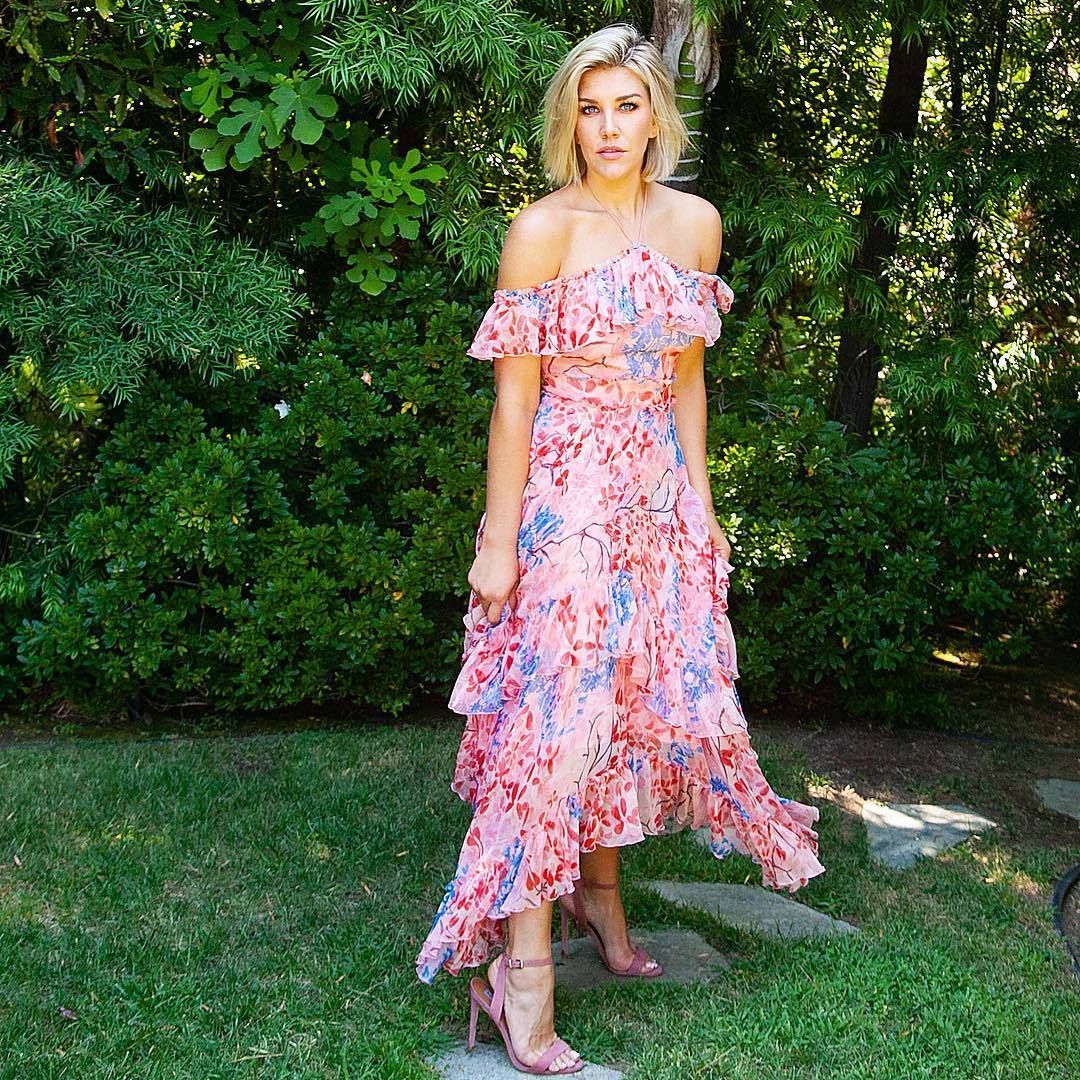 Charissa Thompson Nude & Sexy 0006