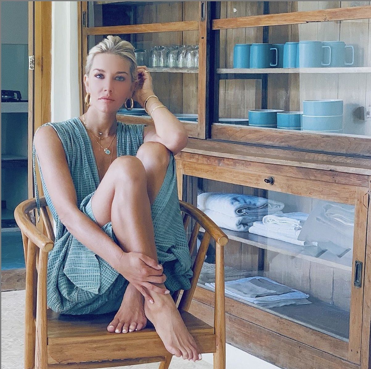 Charissa Thompson Nude & Sexy 0014