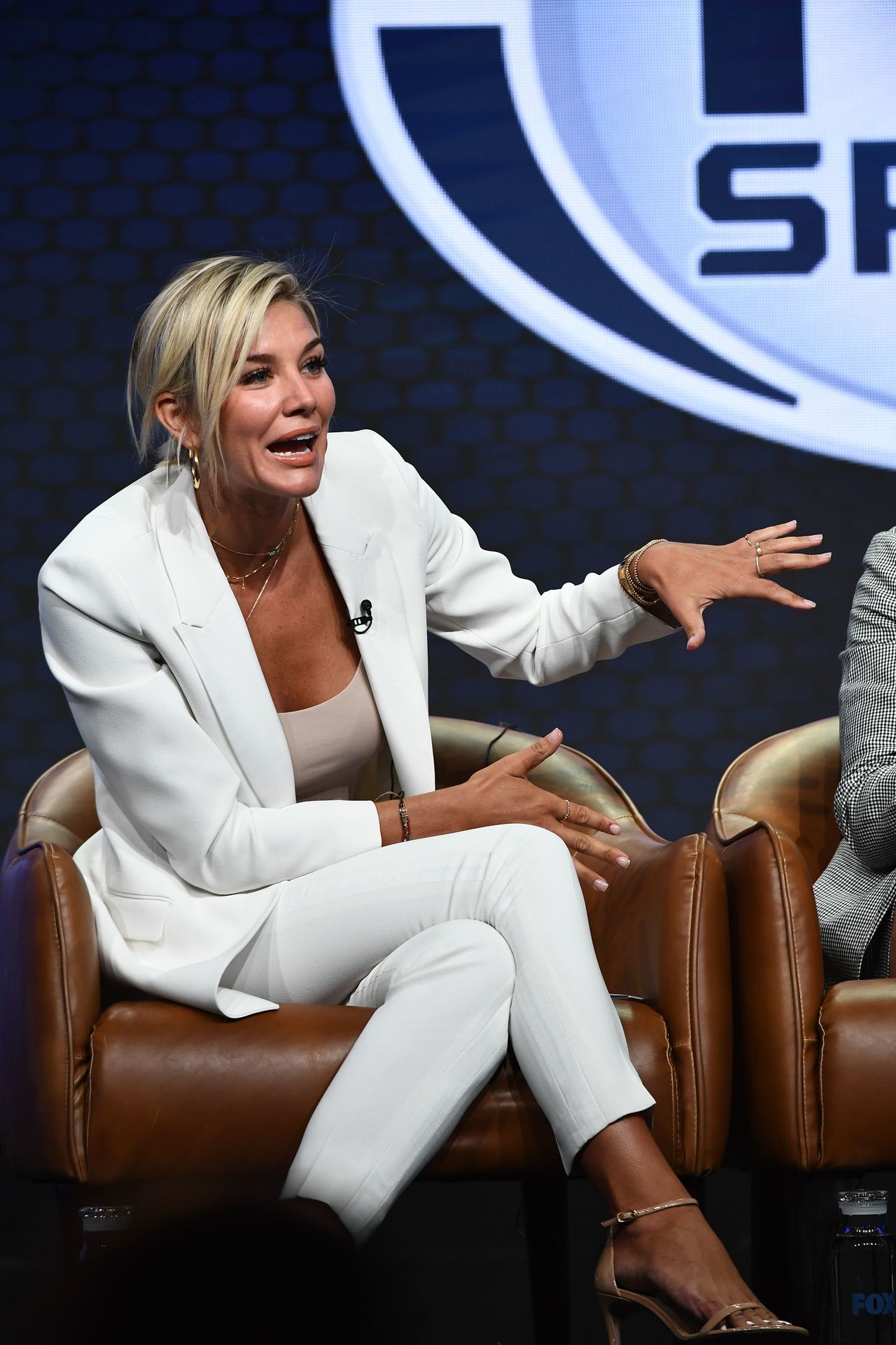 Charissa Thompson Nude & Sexy 0019