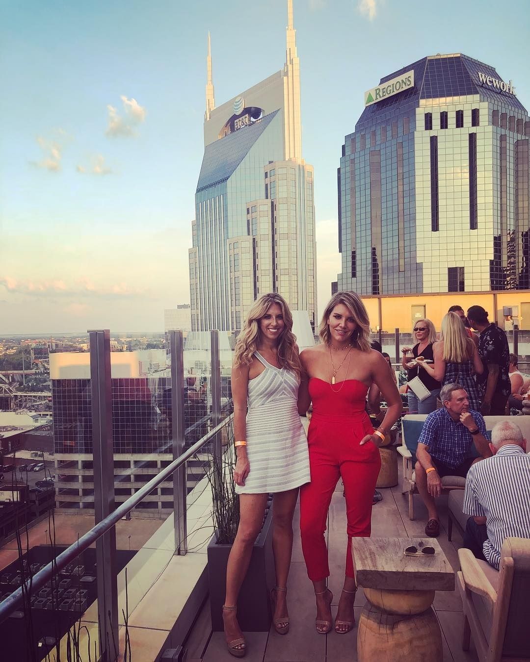 Charissa Thompson Nude & Sexy 0023