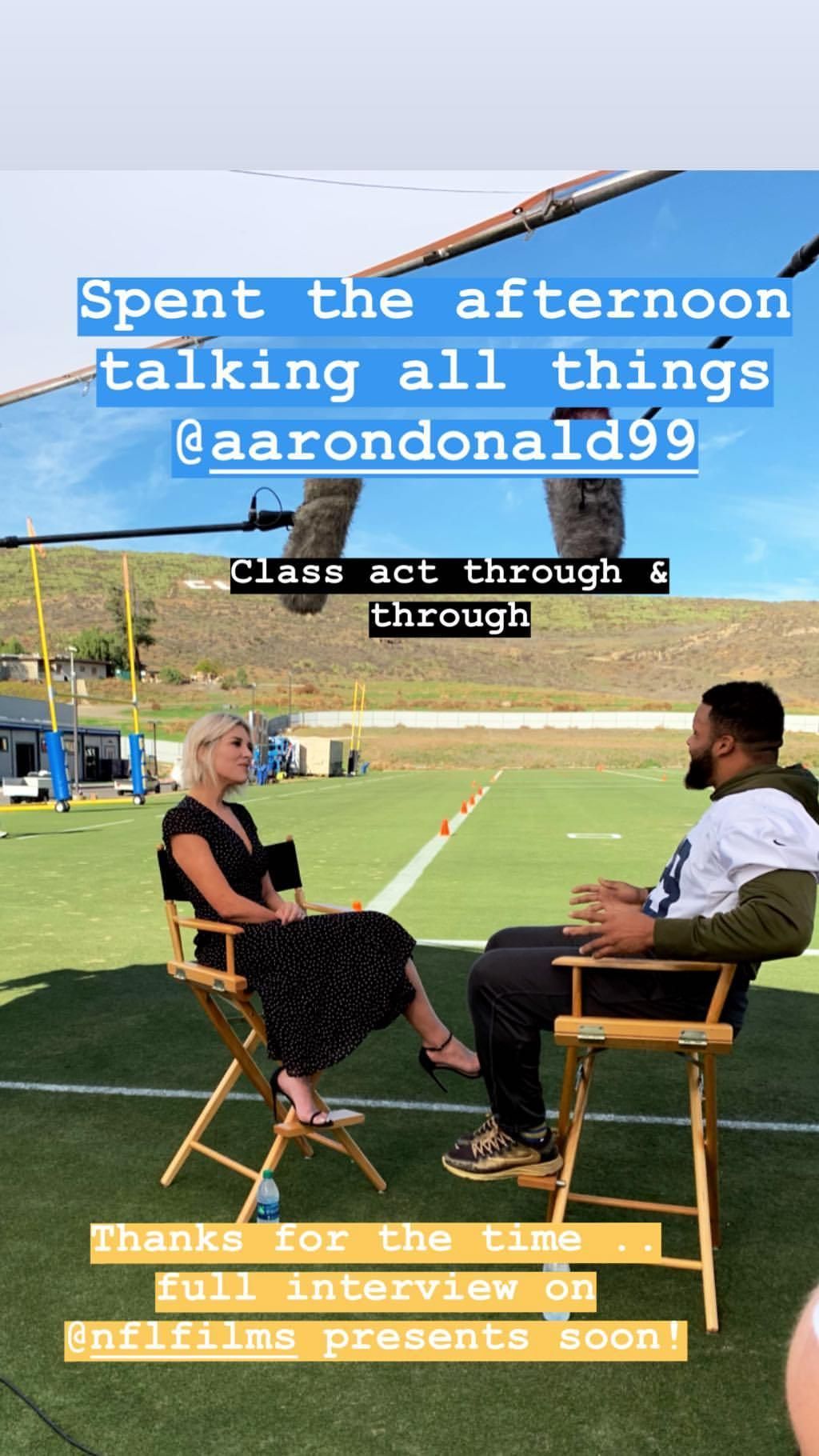 Charissa Thompson Nude & Sexy 0036