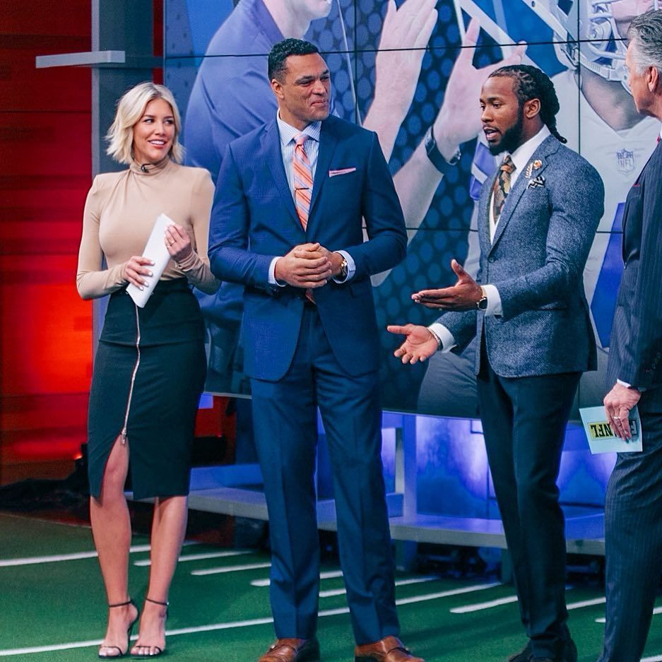 Charissa Thompson Nude & Sexy 0087