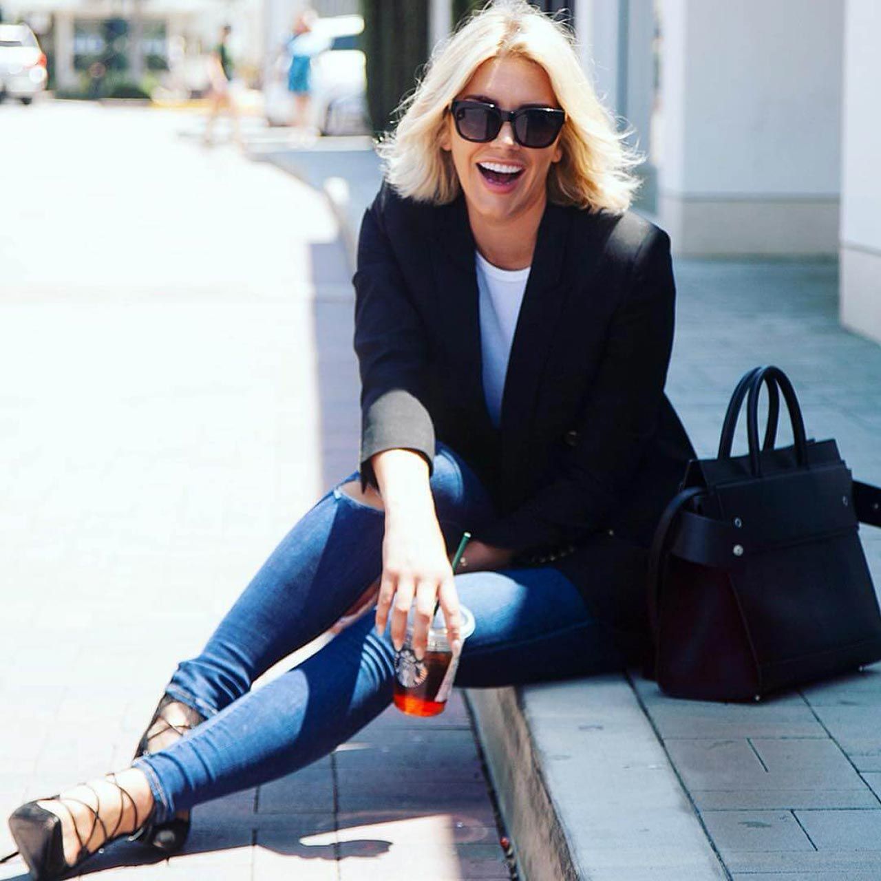 Charissa Thompson Nude & Sexy 0094