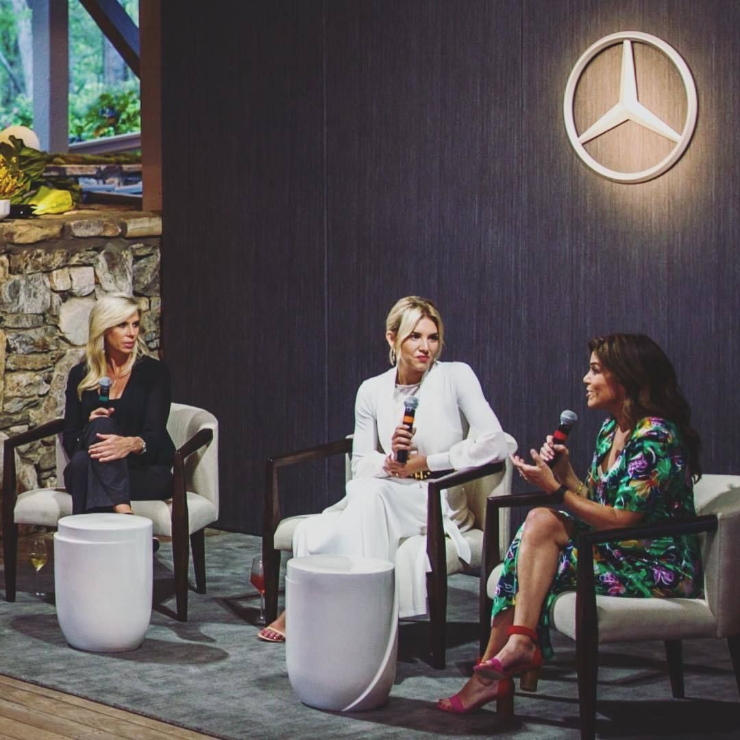 Charissa Thompson Nude & Sexy 0095