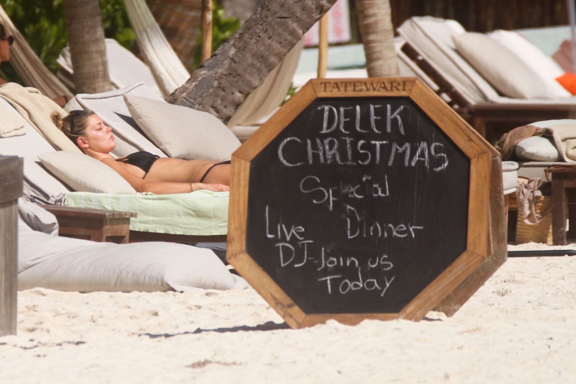 Danielle Knudson Sexy 0008