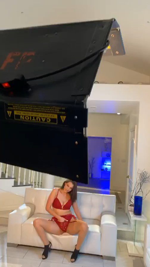 Emily Willis Nude – Penthouse 0004