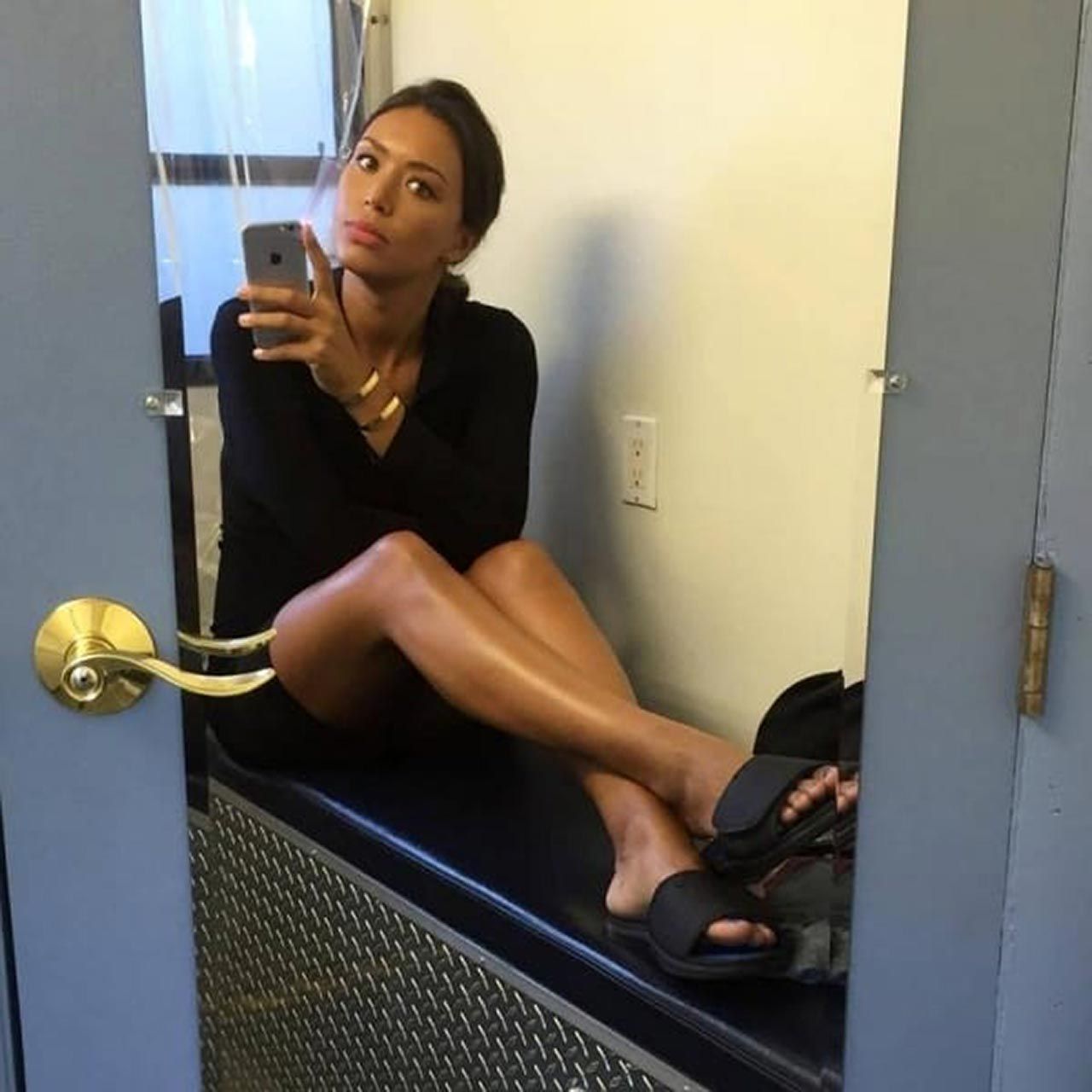 Ilfenesh Hadera Nude & Lesbian Sex Scenes 0011