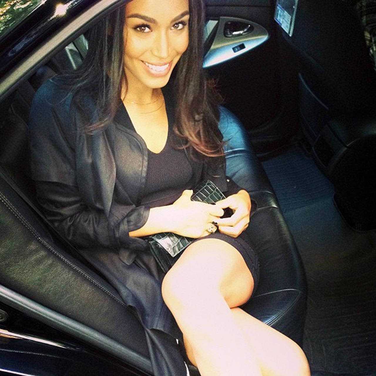 Ilfenesh Hadera Nude & Lesbian Sex Scenes 0015