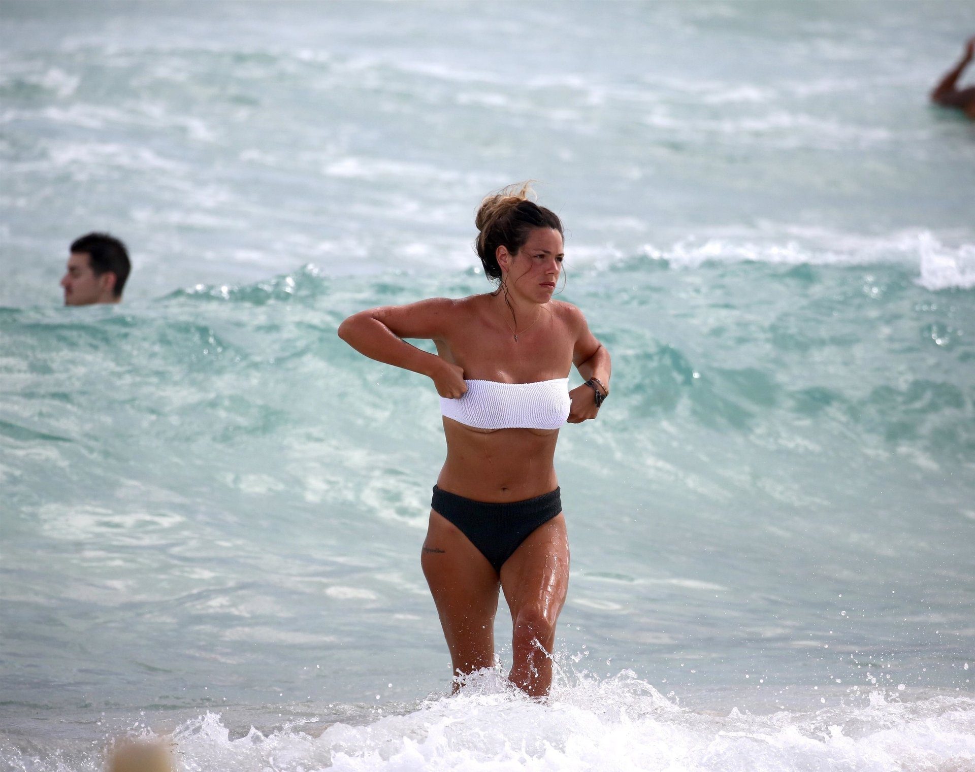 Laura Matamoros Sexy 0043