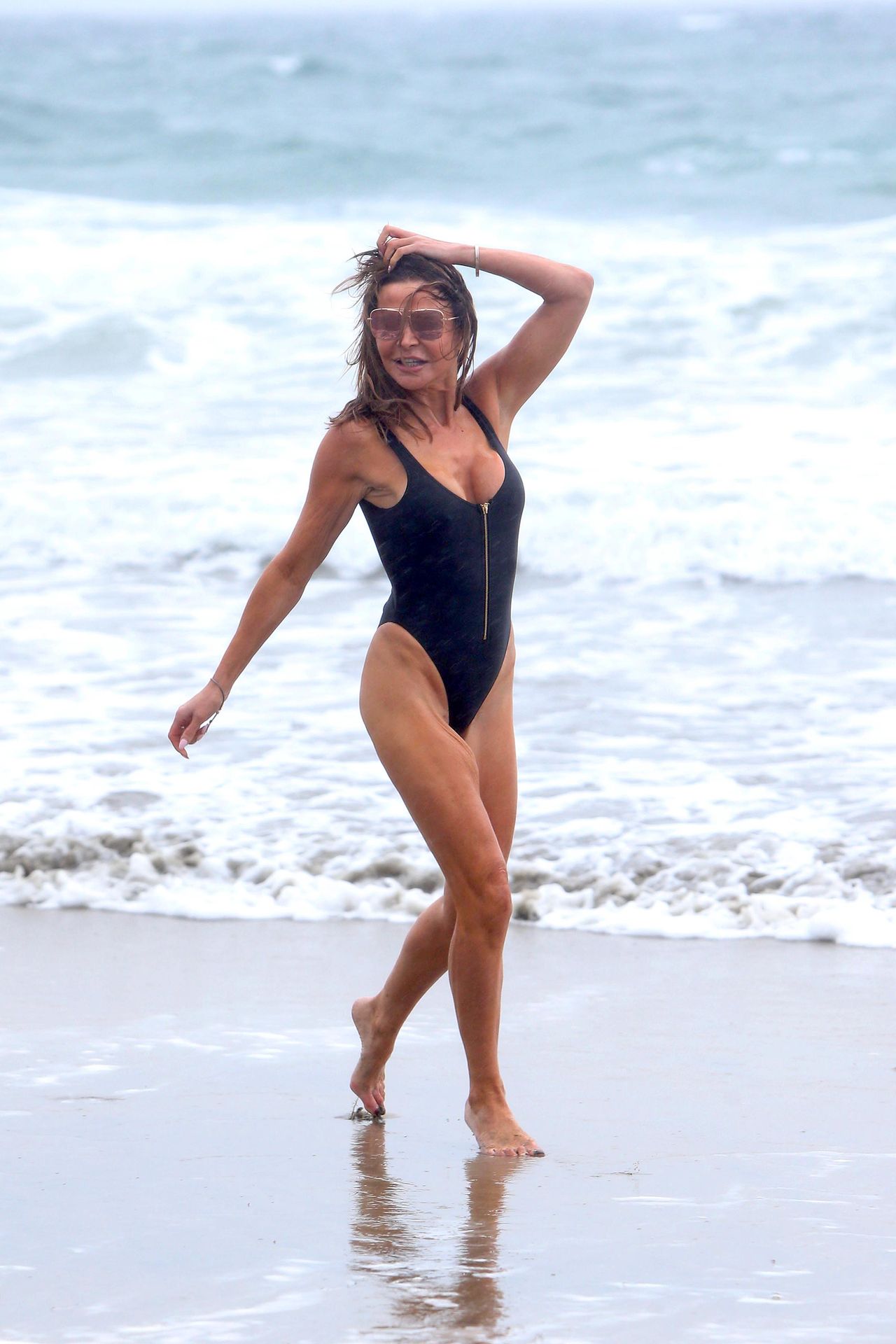 Lizzie Cundy Sexy 0025