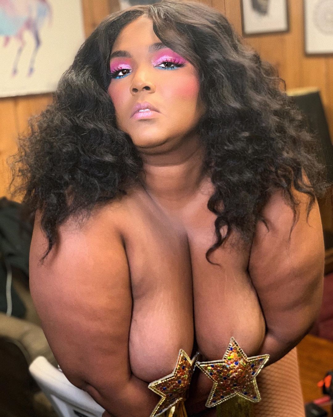 Lizzo Nude & Sexy 0035