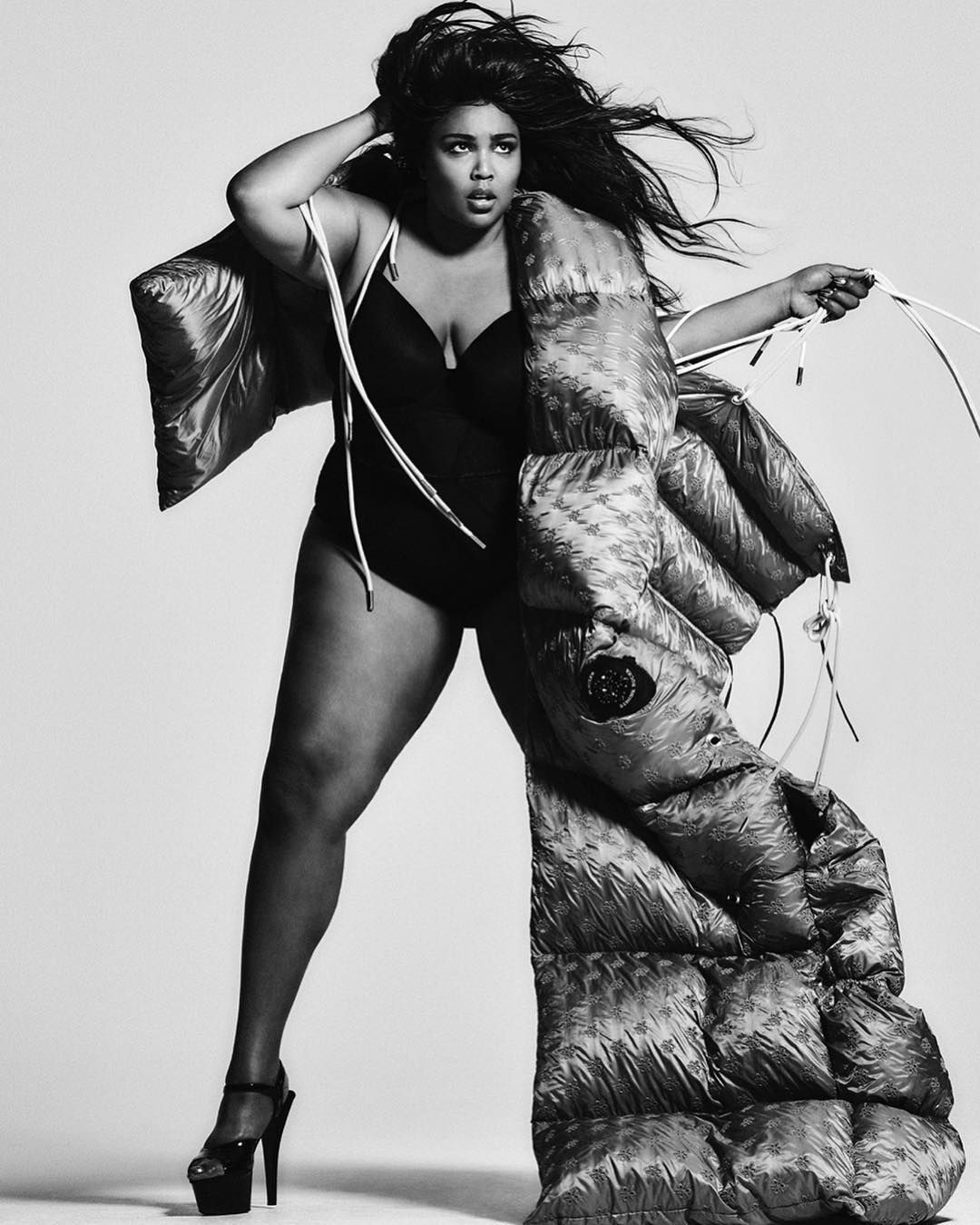 Lizzo Nude & Sexy 0056