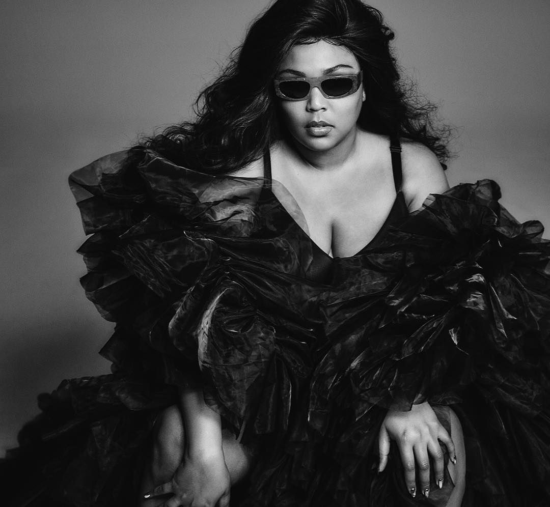 Lizzo Nude & Sexy 0144