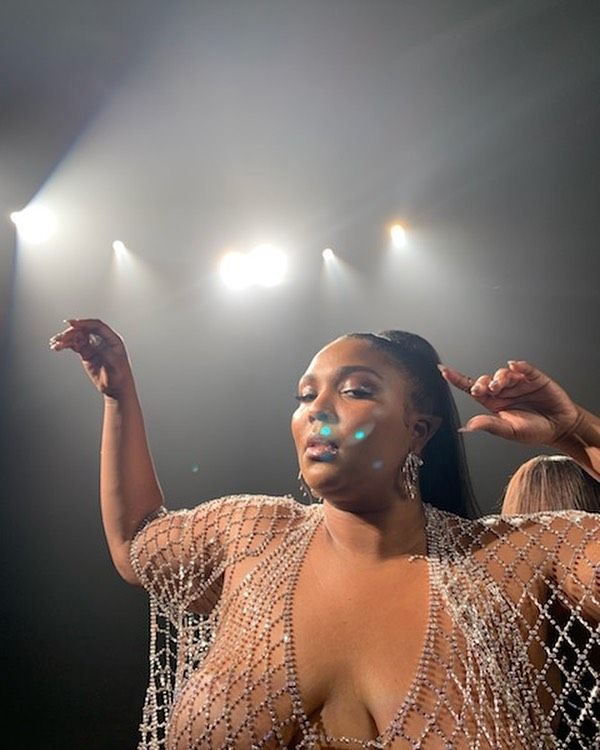 Lizzo Nude & Sexy 0182