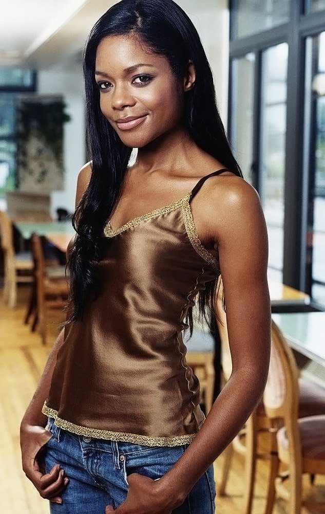 Naomie Harris Nude & Sexy 0015