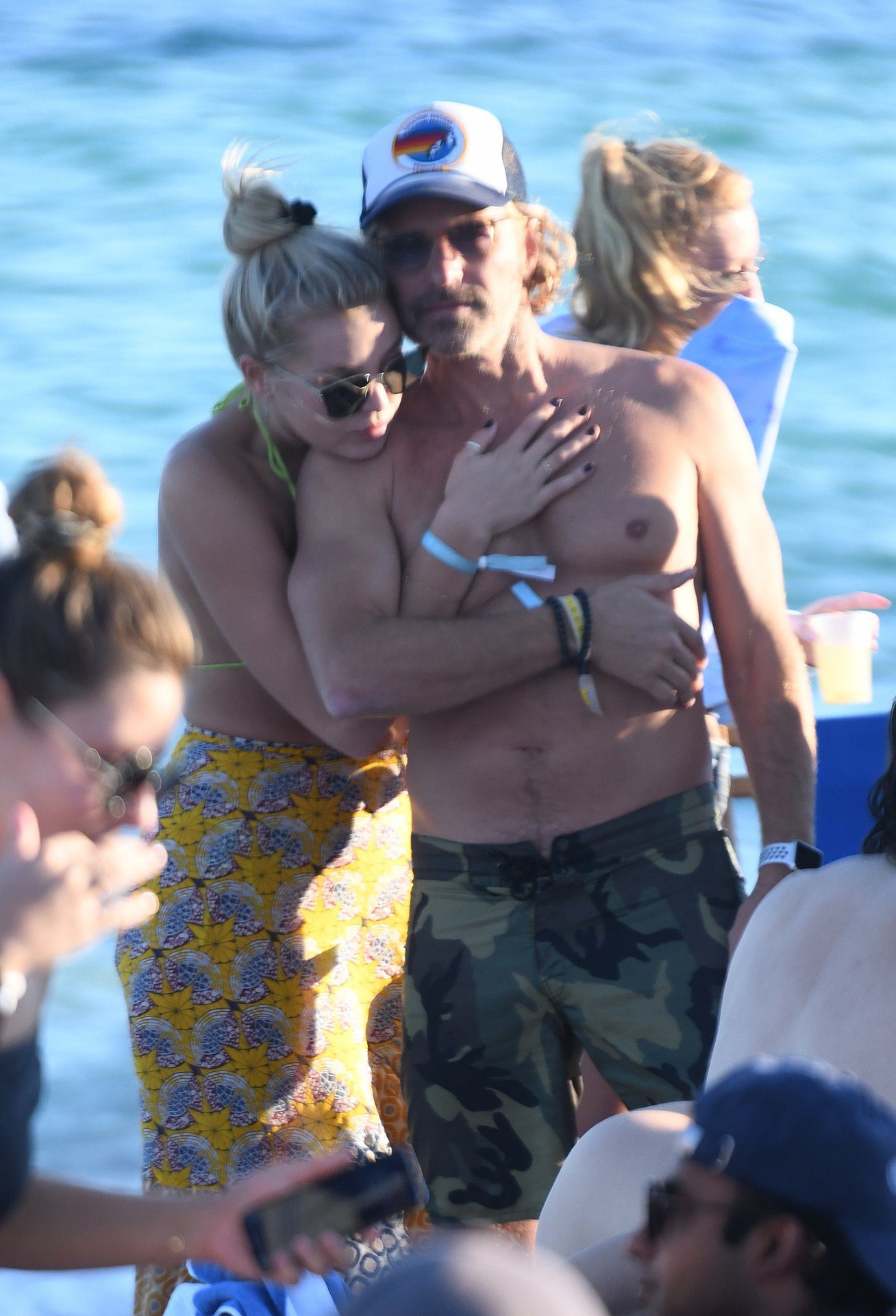 Rachel Hilbert Sexy 0016