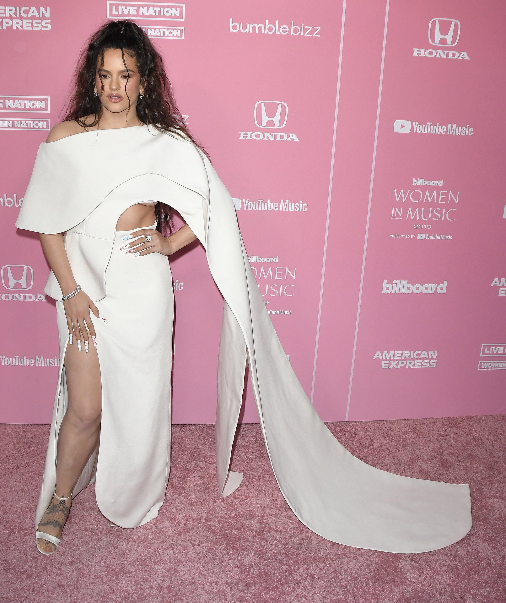 Rosalia Underboob 0015