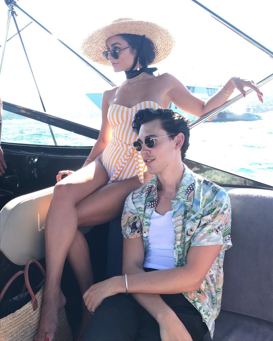 Vanessa Hudgens Sexy 0043