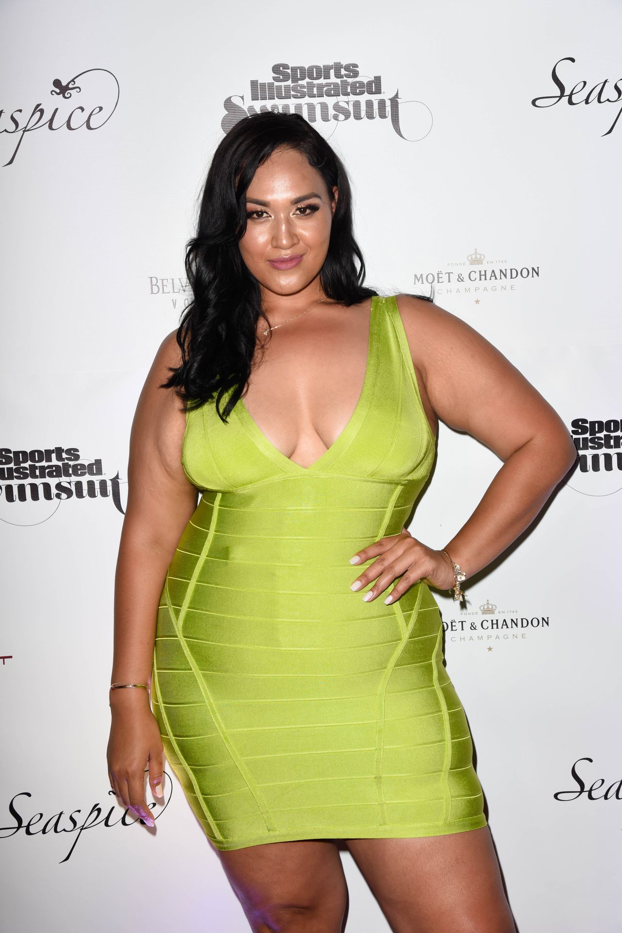 Veronica Pome’e Sexy 0022