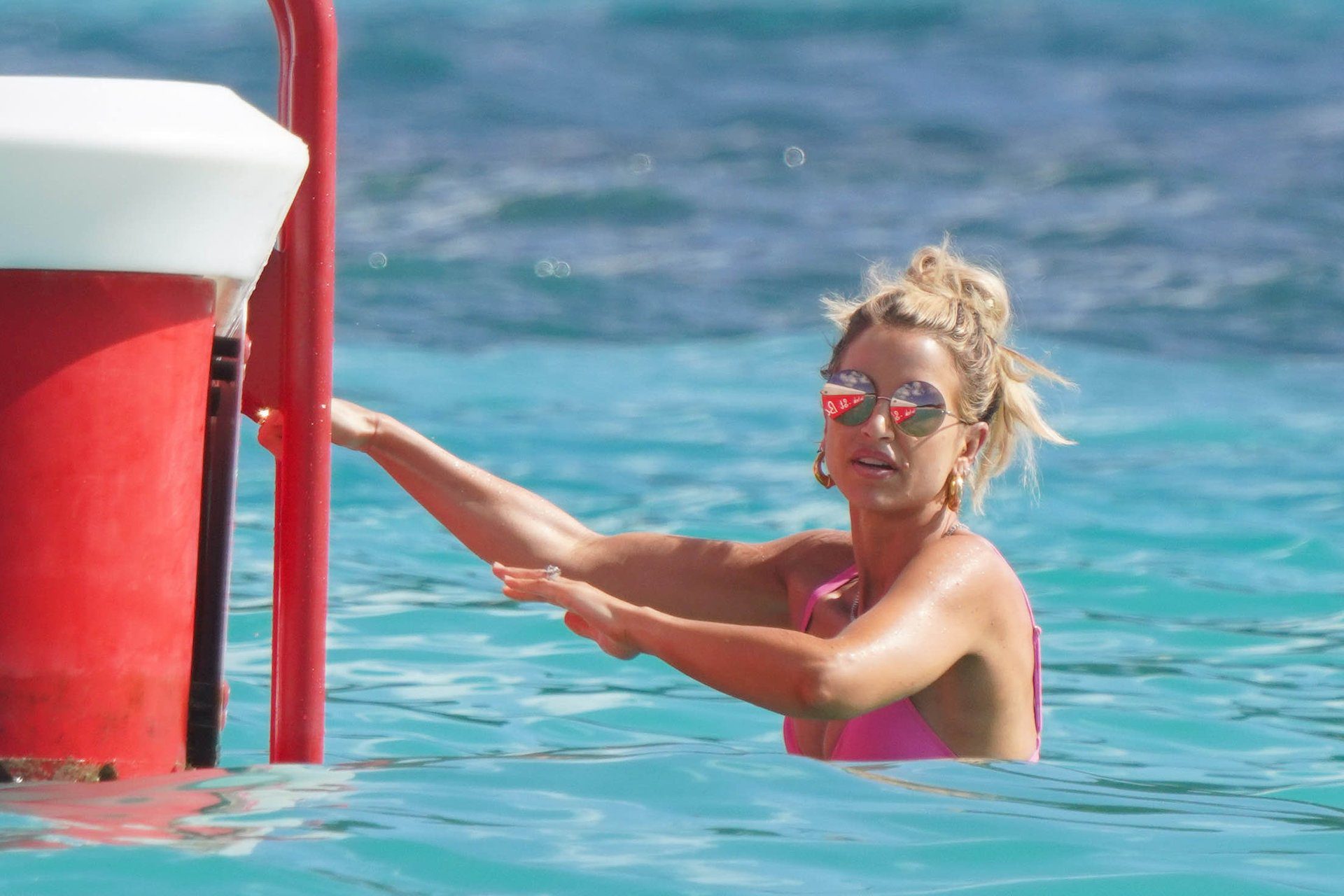 Vogue Williams Sexy 0017