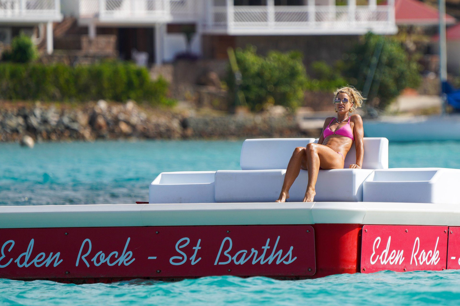 Vogue Williams Sexy 0037