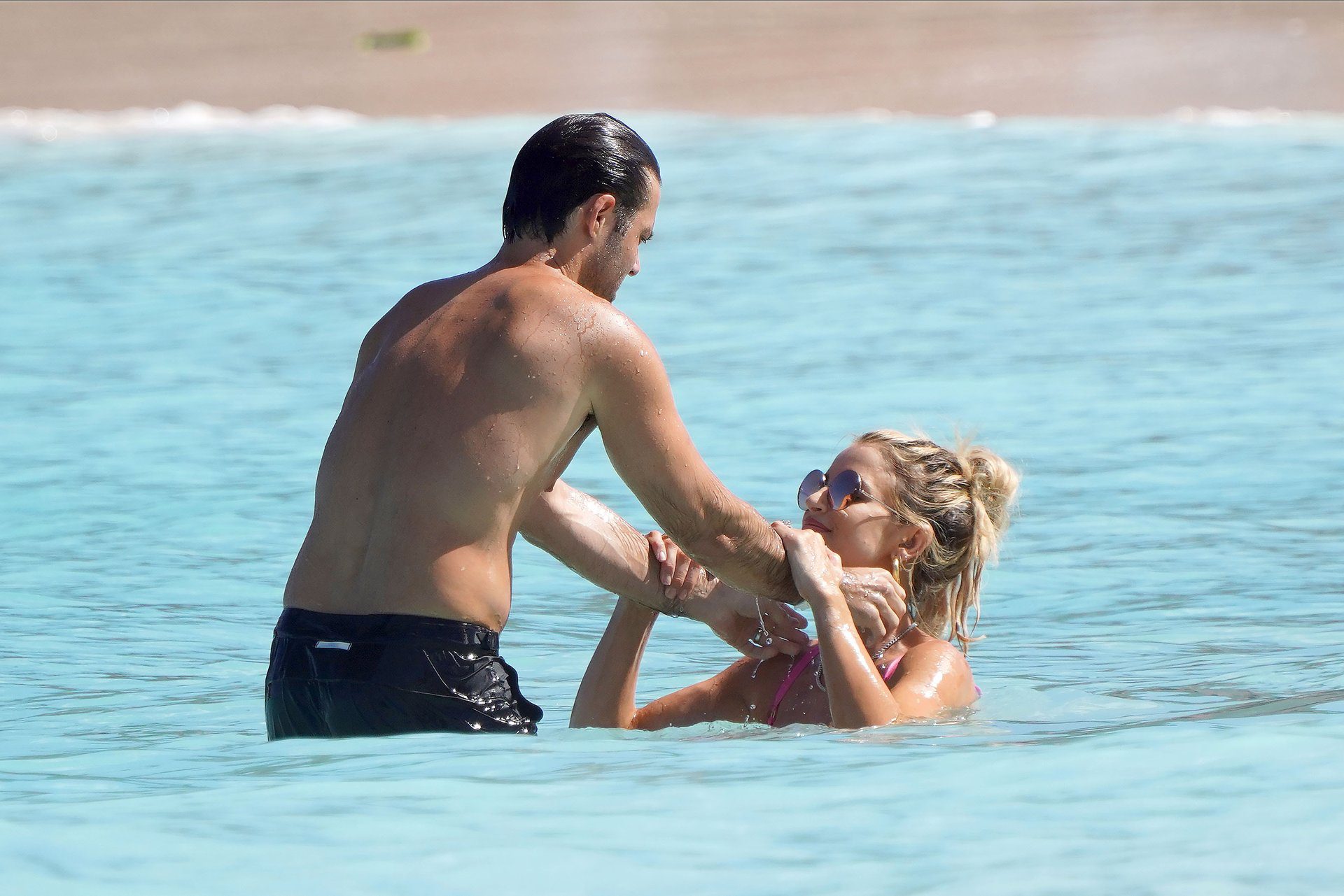 Vogue Williams Sexy 0067