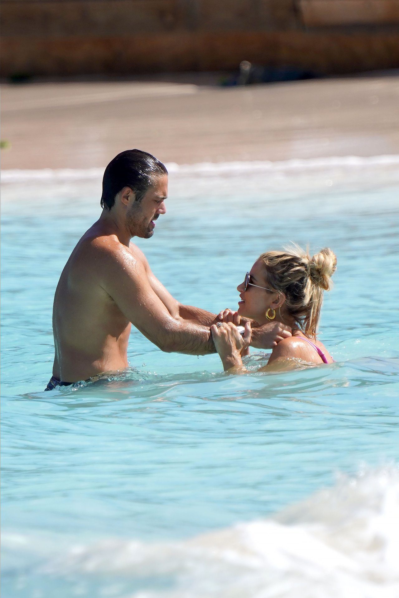 Vogue Williams Sexy 0072