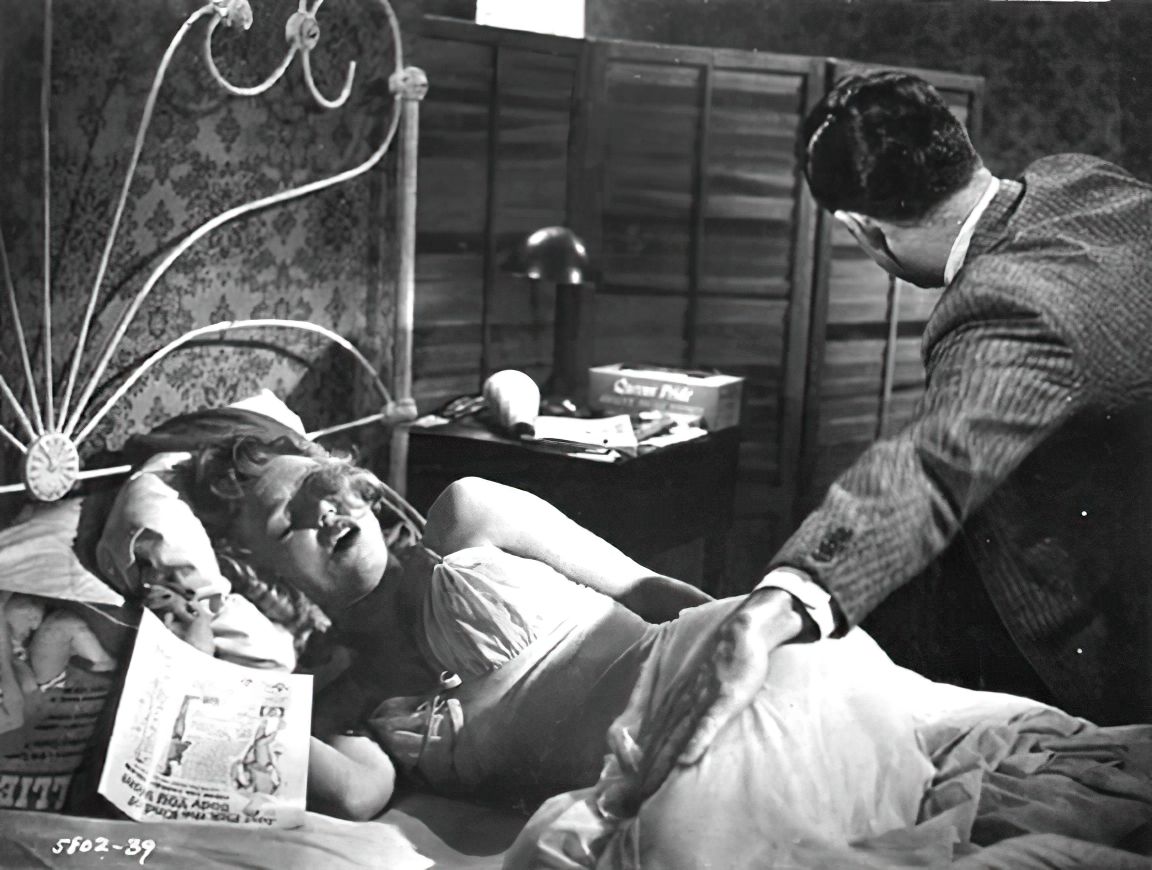 Yvette Vickers Nude 0015