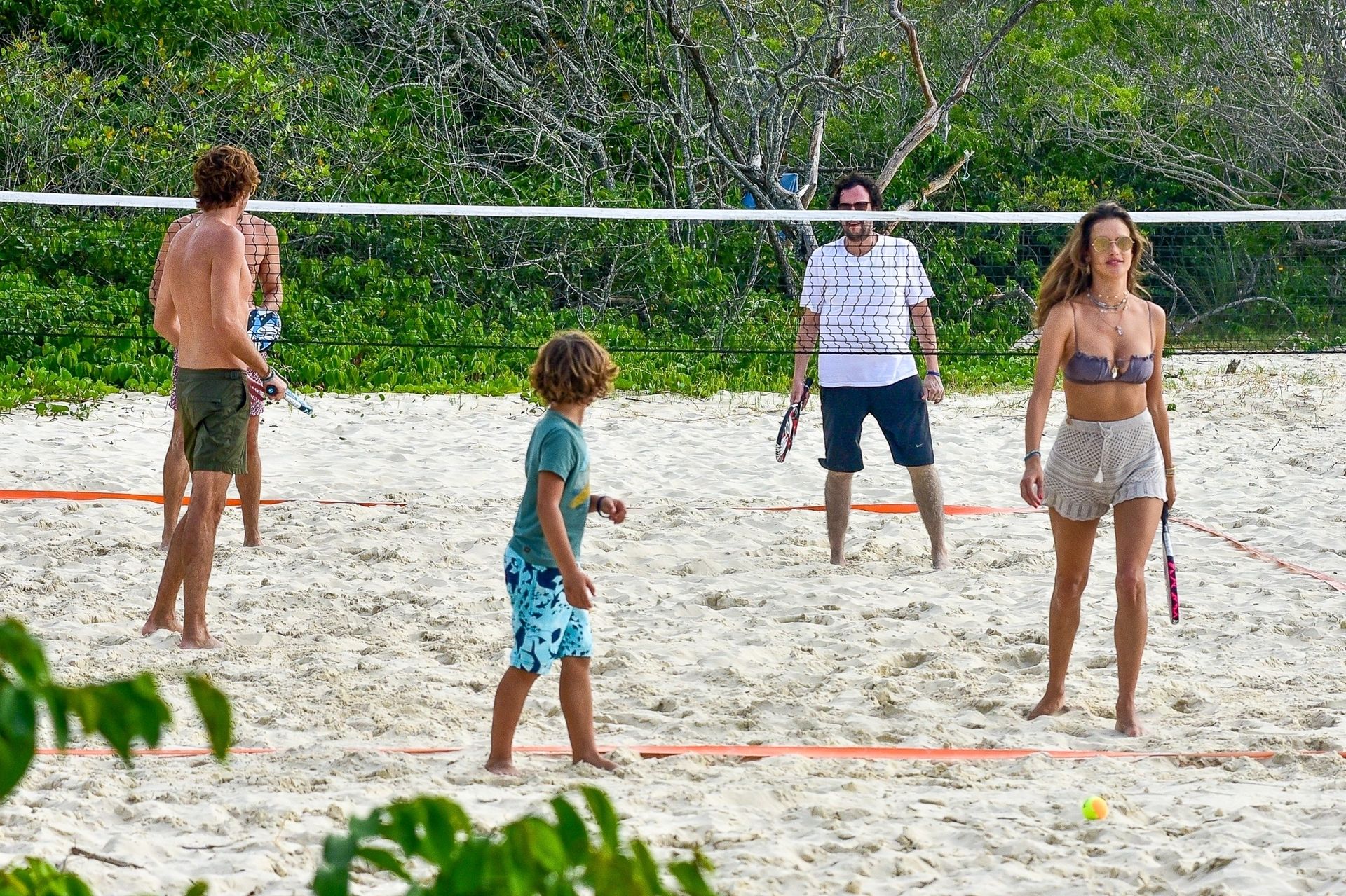 Alessandra Ambrosio Sexy 0029