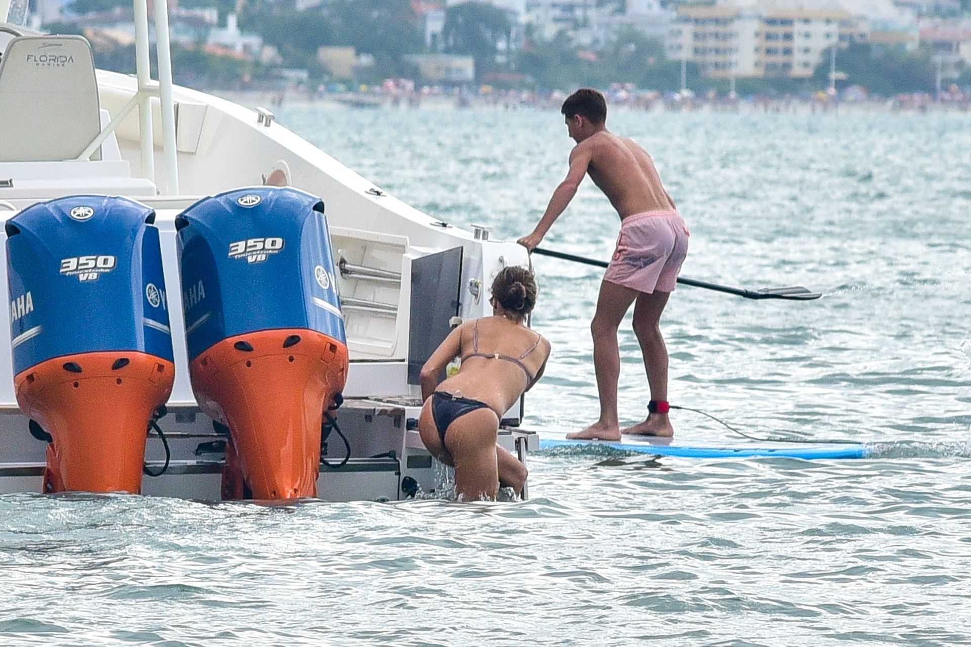 Alessandra Ambrosio Sexy 0064