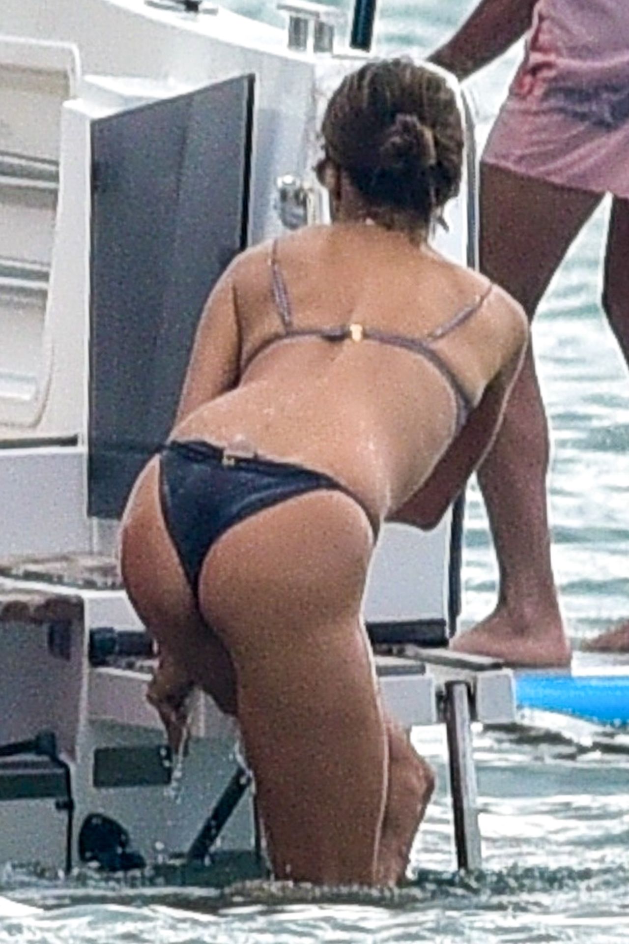 Alessandra Ambrosio Sexy 0065