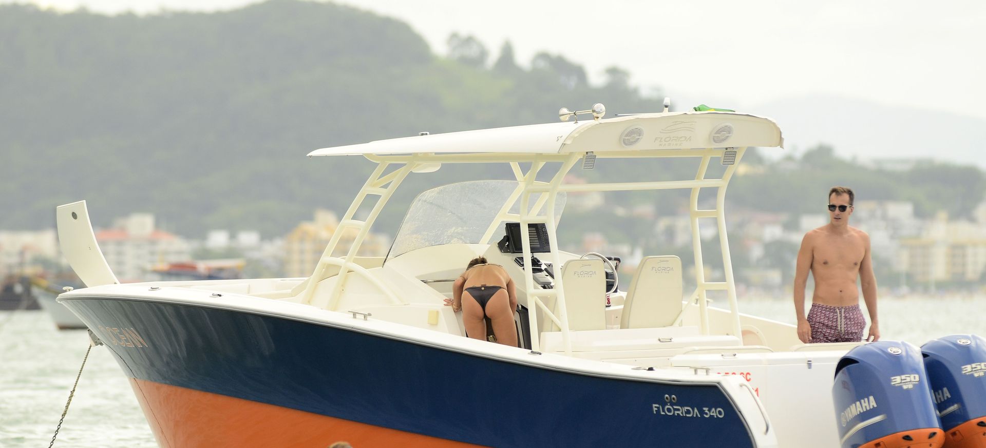 Alessandra Ambrosio Sexy 0100