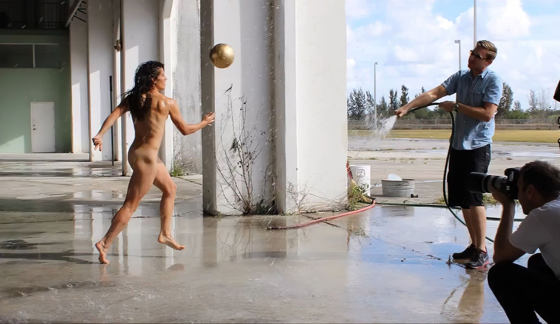 Ali Krieger’s Nude Shaved Pussy 0012