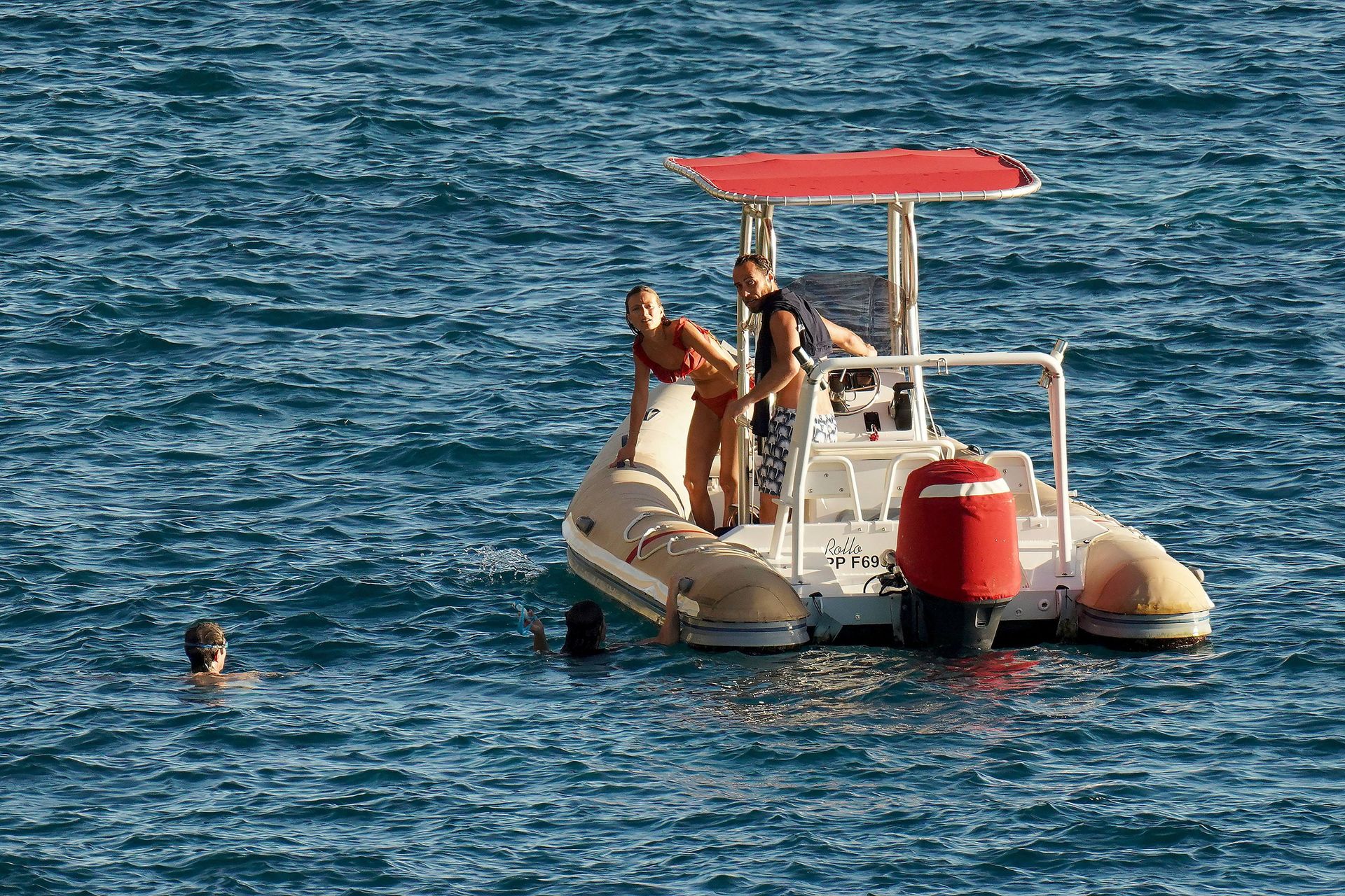 Alizée Thevenet, Pippa Middleton Sexy 0037