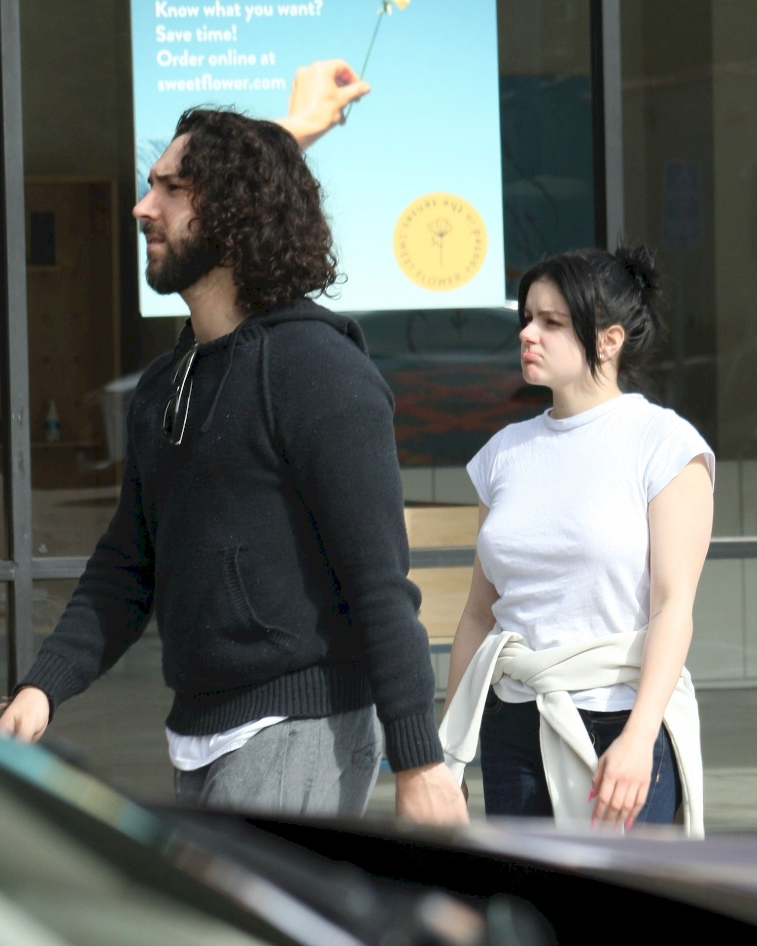 Ariel Winter Stocks Up On Cannabis And Groceries In Studio City 0023