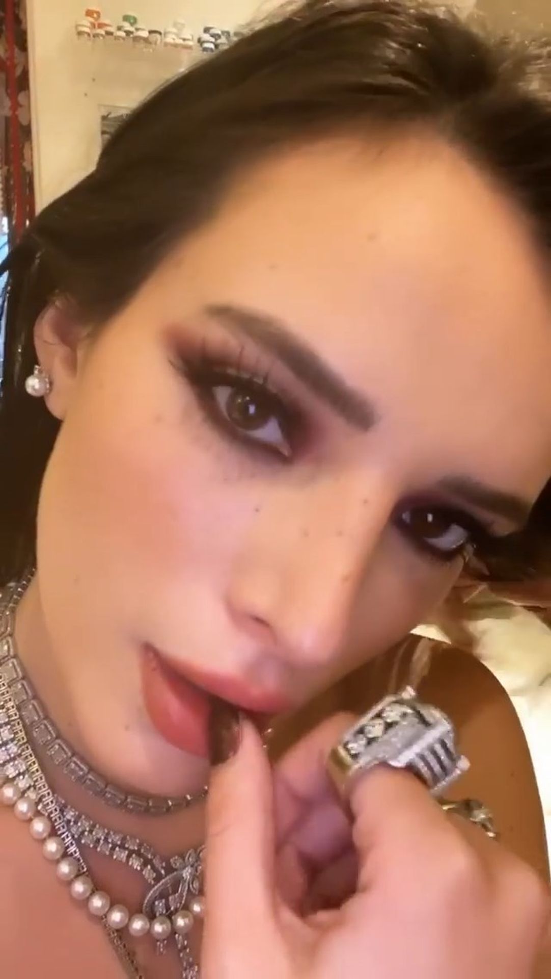 Bella Thorne & Dani Thorne Sexy 0038