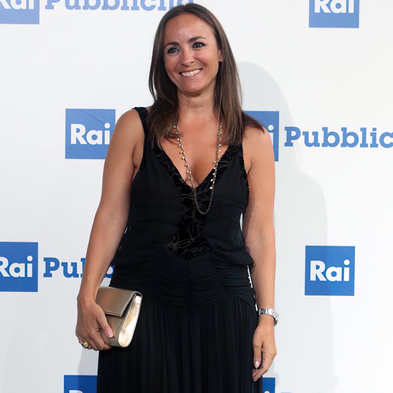 Camila Raznovich Nude & Sexy 0044