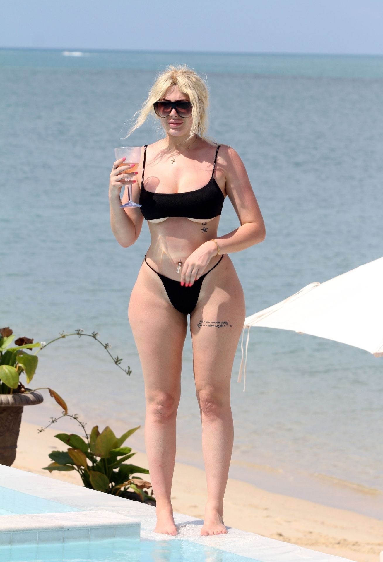 Chloe Ferry’s Underboob & Butt 0038